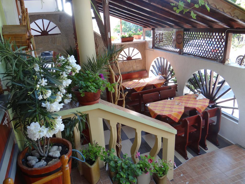 Guest House Rosa 希典 外观 照片